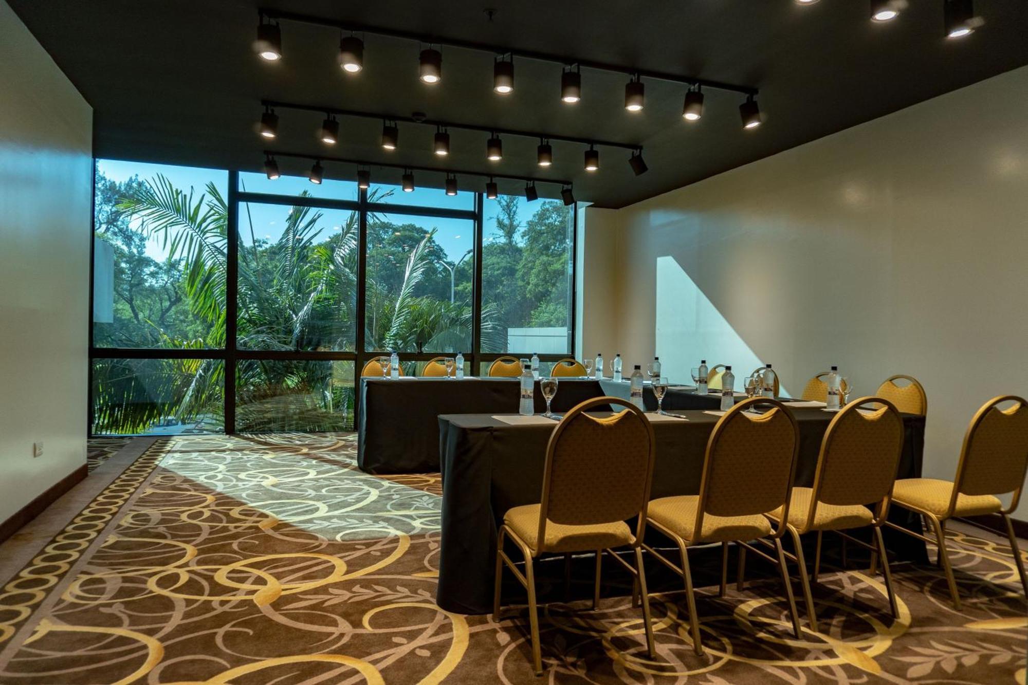 Sheraton Tucuman Hotel San Miguel de Tucuman Bagian luar foto