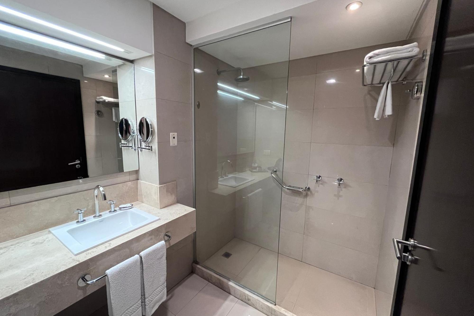 Sheraton Tucuman Hotel San Miguel de Tucuman Bagian luar foto